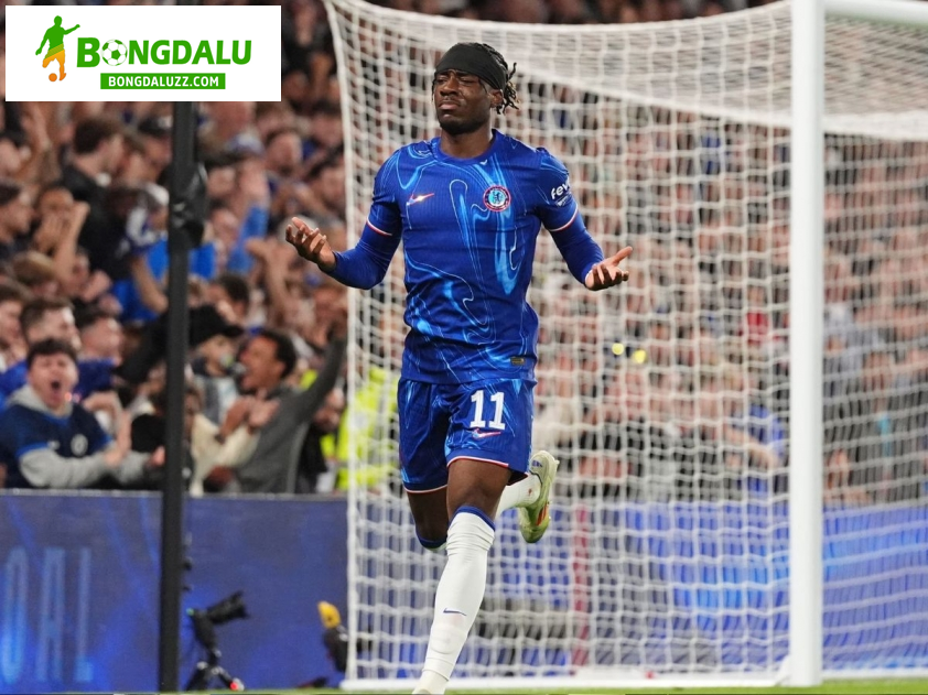 Madueke vừa lập cú đúp trong chiến thắng 3-0 của Chelsea trước Legia Warszawa (Ảnh: The Independent) Madueke vừa lập cú đúp trong chiến thắng 3-0 của Chelsea trước Legia Warszawa (Ảnh: The Independent)